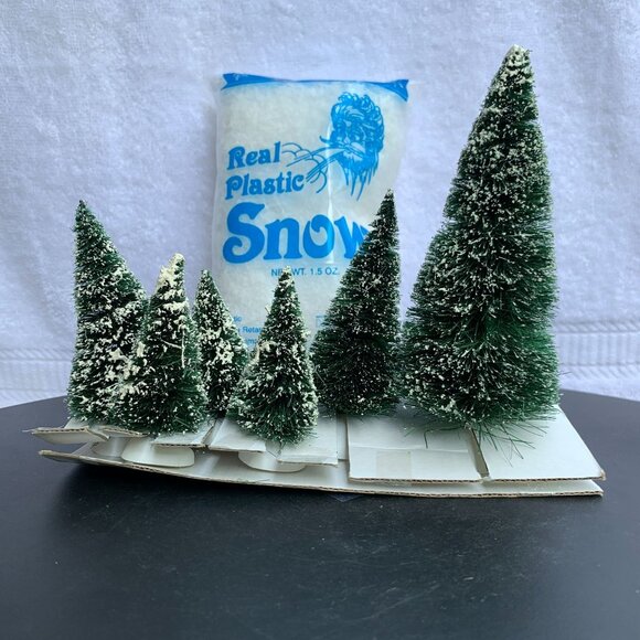 Dept 56 Village Trees and Snow, General Christmas Village Accessory - 1990s - Picture 6 of 10